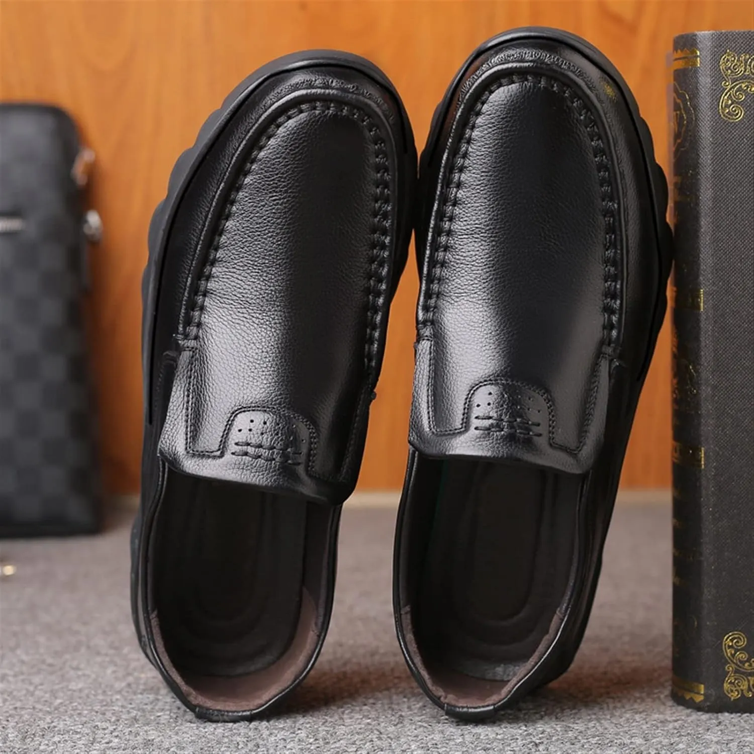 Driving Moccasins for Men Stitching Details Breathable Genuine Leather Resistant Flat Heel Anti-Slip Flexible Lightweight Driving Slip on for Any Attire