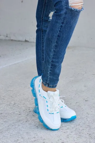 Lace-Up Air-Cushioned Athletic Shoes