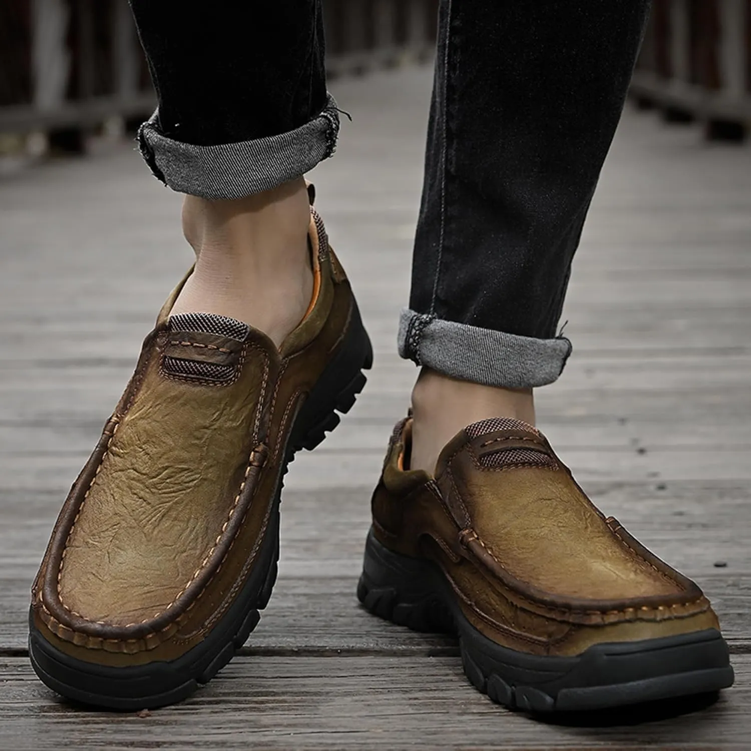 Men's Casual Sports Walking Shoes Cowhide Waterproof Outdoor Casual Shoes Breathable Leather Lightweight Loafers Classic Men's Casual Leather Shoes